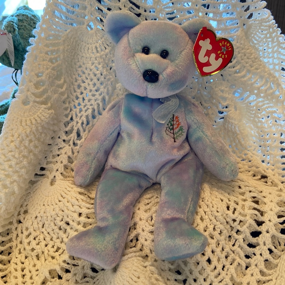 Ty Beanie Baby Issy excellent condition